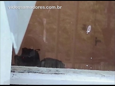 ❤️ Возбужденный мужик смотрит на свою подругу с другим парнем, записывает трах видео, не беспокоя парочку ❌ Секс у нас ️❤